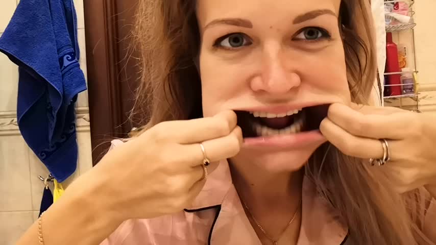 Natural shows what that mouth pic