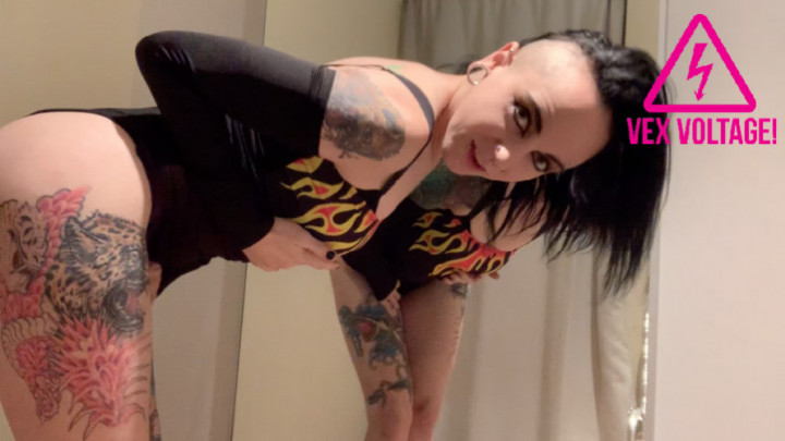 Vex Voltage Ass Shaking In The Fitting Rooms ManyVids