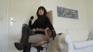 [142.57 MB] - Wide tight belts part 47 - LadyVictoriaValente
