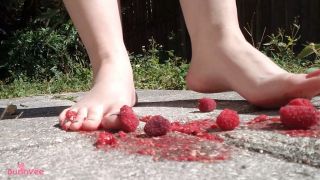 Sole-Smashed Raspberries MintBunny