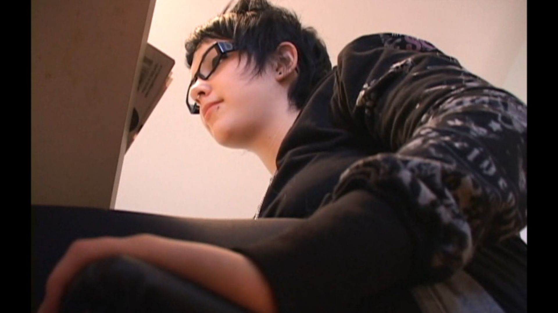 masorotica:Be Quiet I'm Reading HD