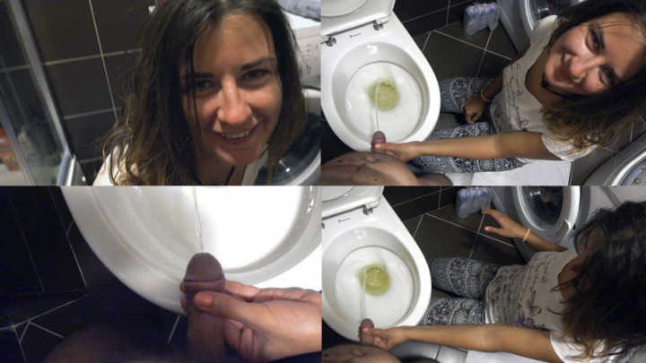 Camila Loves Watch Me Pee Holding Cock