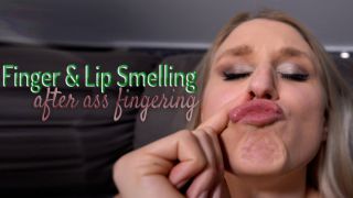 Diane Chrystall - Upper lip smelling after ass fingering - ManyVids