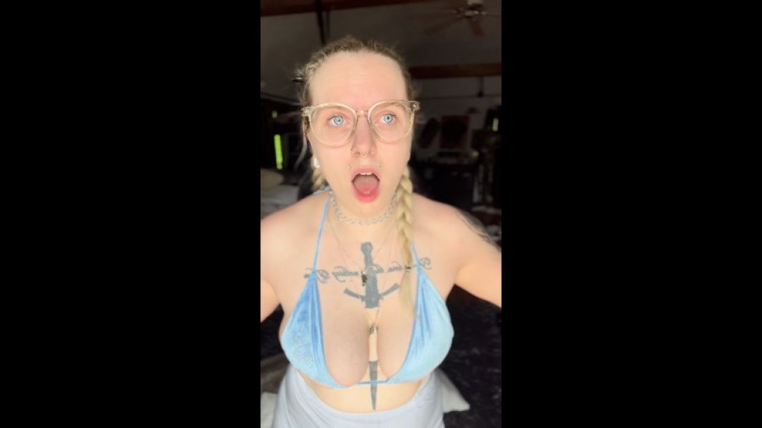 QueenOfAvocados:Blonde Braided Babe in Bikini Top Burps on Command