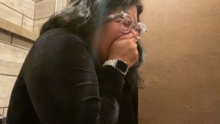 [731.73 MB] - Dressed up stinky plops - ToiletDiaries