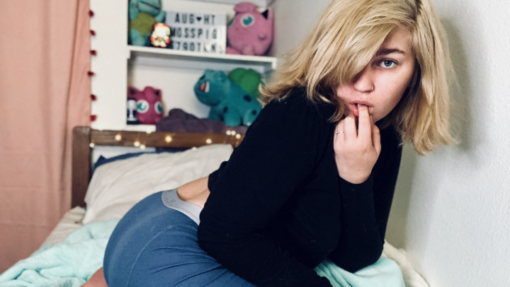 Masturbate/Cum in My Brothers Boxers