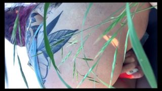 Outdoor Orgasms in the Grass MarilynWestxxx
