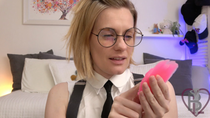 leaked Nerd clones her pussy thumbnail