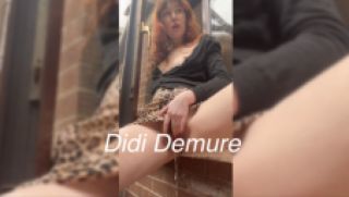 [151.76 MB] - Public Piss and Orgasm - dinkybum