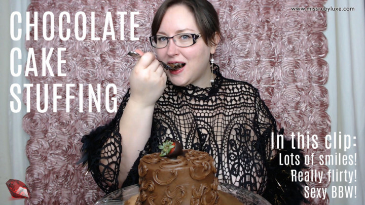 Flirty BBW Devours Chocolate Cake MissRubyLuxe
