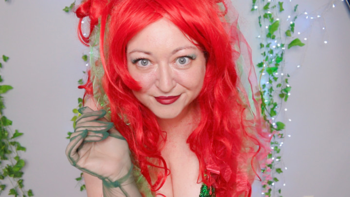 EnchantressGenevieve:Poison Ivy's glove lust blowjob