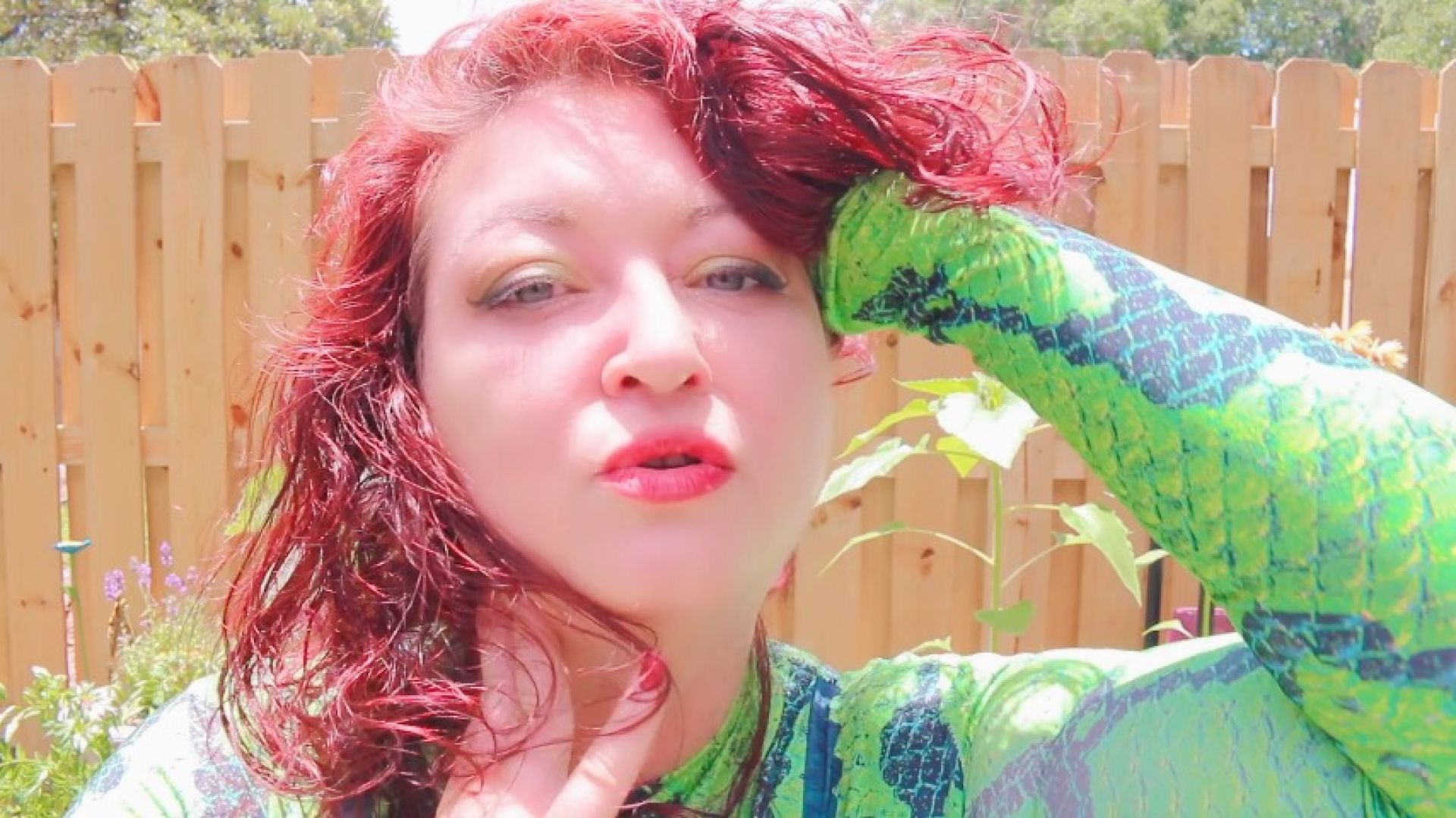 EnchantressGenevieve:Snake Mistress in the garden