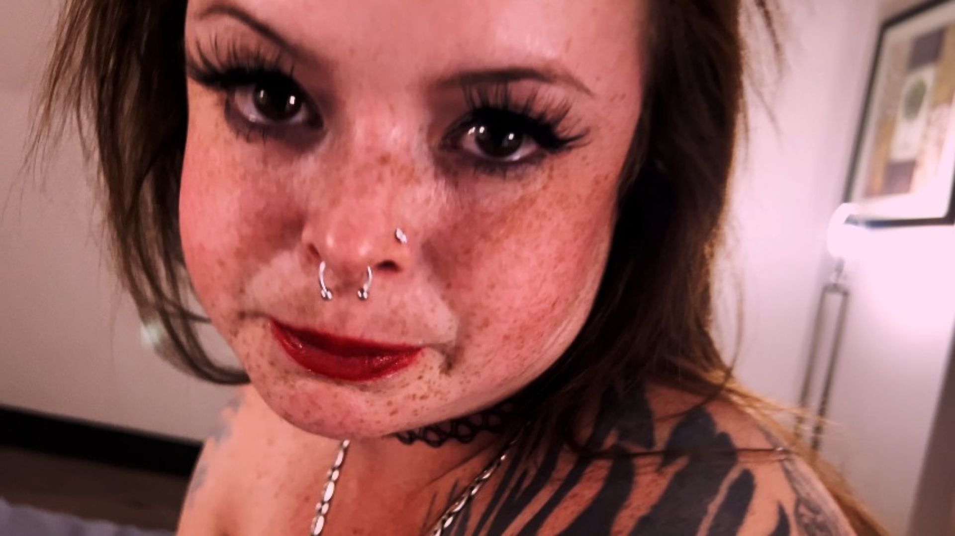 spicygingerxo:dirty talk upclose