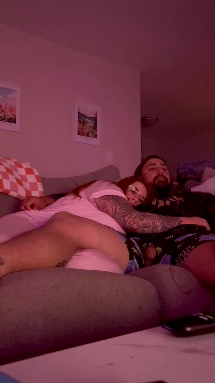 thikkixnikki:MOVIE ON, PANTS OFF