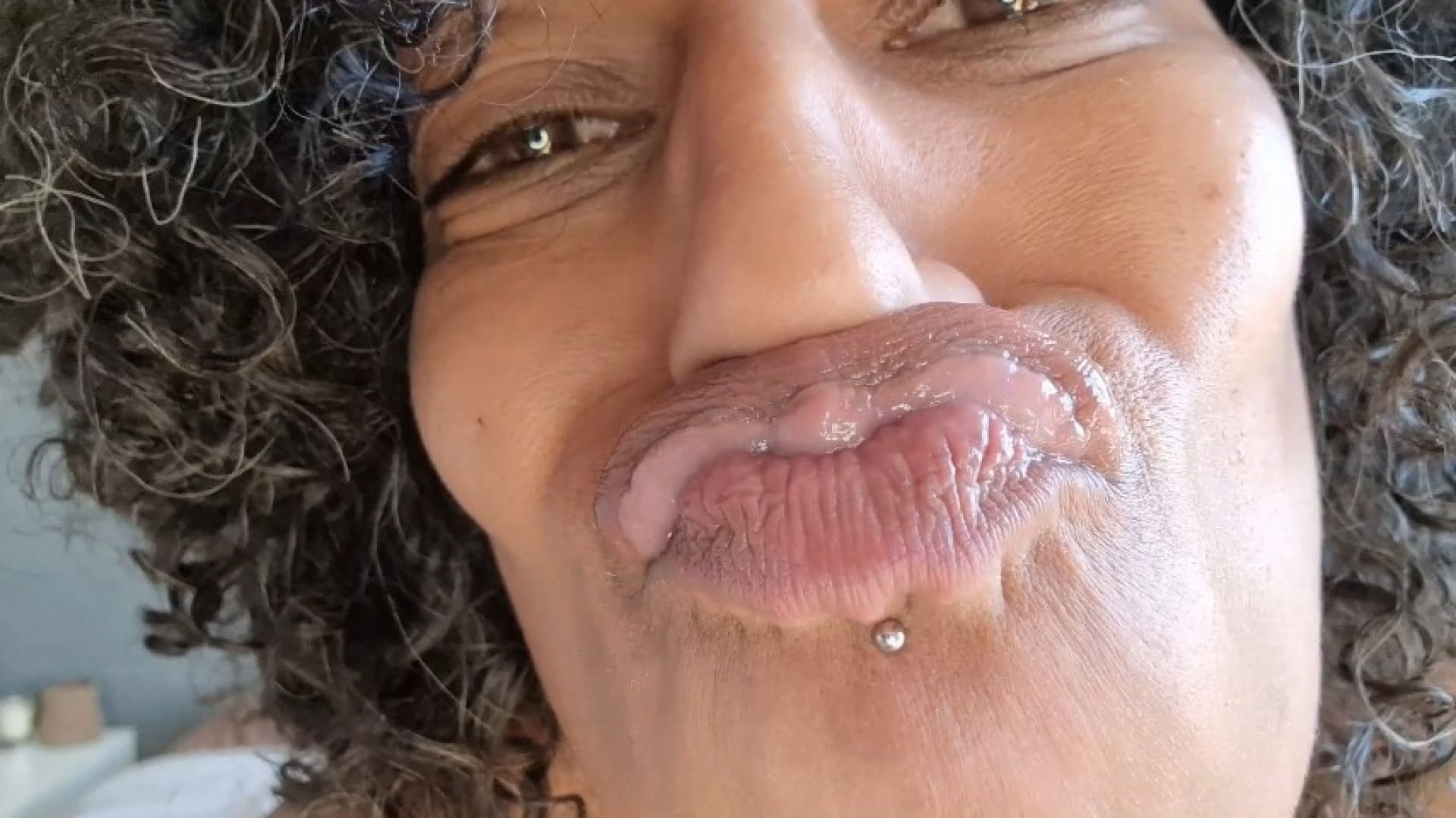 leaked Sexy lip sniffing joi thumbnail