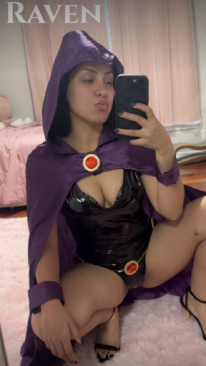 asheleyspam:Raven cosplay