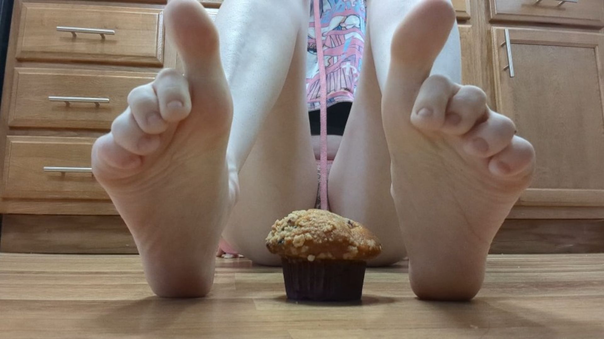 SweetxGeek - Barefoot Feet Crushing Muffin - loser Meal POV - ManyVids