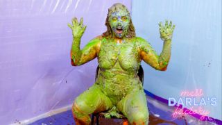 [1.40 GB] - What' in My Panties & Frosting Pies - Darla DeVour