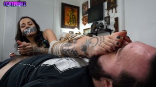 [2.47 GB] - Bri's Tapegagged Foot Smelling Handjob - footpunkz