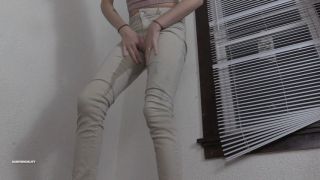 [722.53 MB] - White Pants Wetting - Rardysexuality