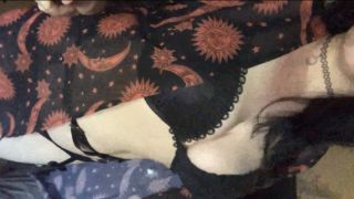 krisscherryy - Was watching porn and want to make one - ManyVids