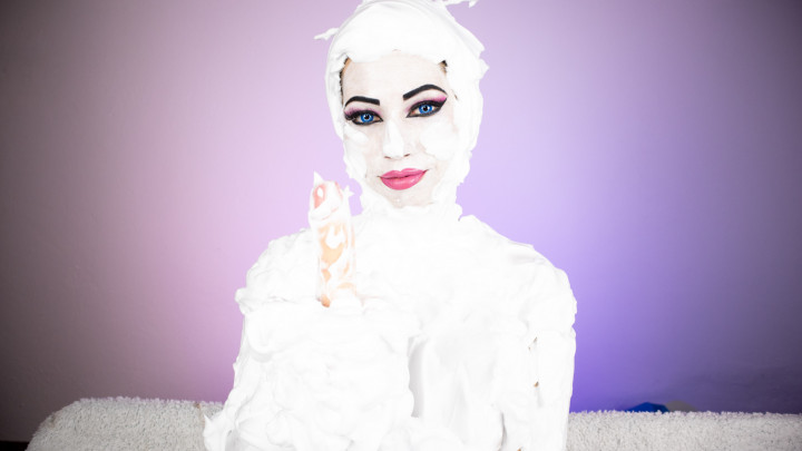 leaked Hot Geisha Serves you with Foamy Body thumbnail