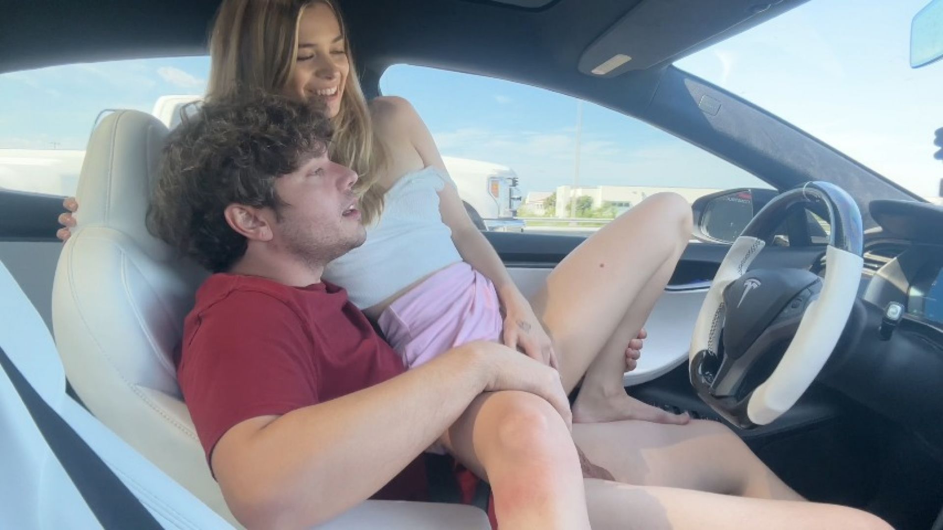 Luke Cooper Eighteen Year Old Molly Little Fucks In Car Tesla Autopilot Manyvids