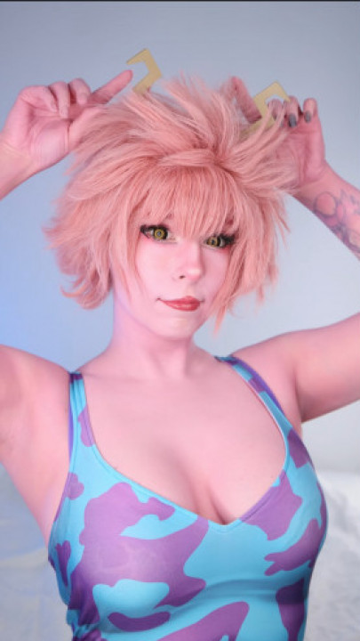 MollyRedWolf - My first body art. Ashido Mina - ManyVids MollyRedWolf - My first body art. Ashido Mina - ManyVids