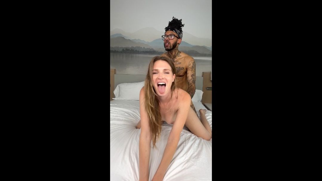 ashleylane:POV vertical fuck with Mars