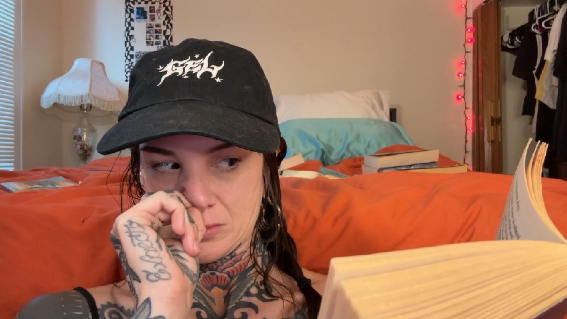 alaskalovesfetish:Nose picker custom