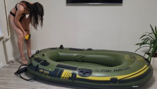 Margo is playing with a boat NATALILOON