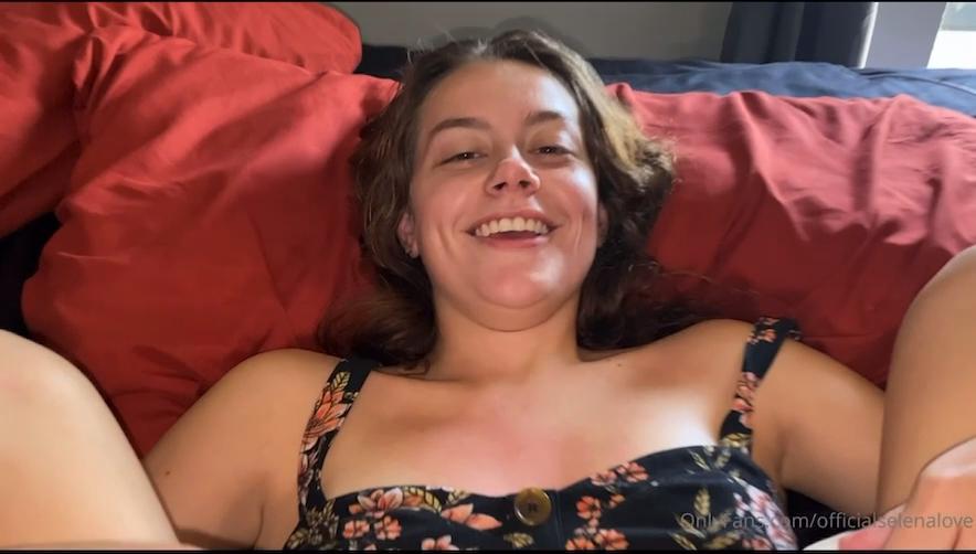 selenalovexxx:Dripping creampie