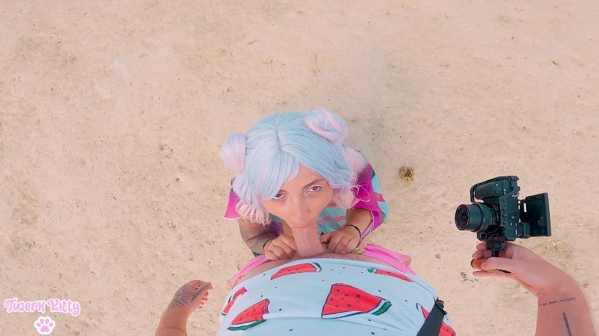 Public sex on the beach twerk_kitty