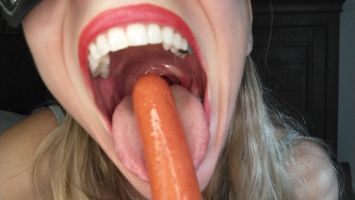 Hotdog sucking PennyPlace