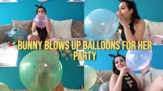[780.34 MB] - Bunny Blows Up Balloons For Her Party - Summer Fox