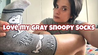 [772.31 MB] - love my gray snoopy socks - MissCuteFeet_Italy