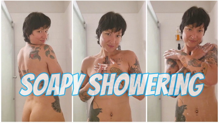 titania_orion:Soapy Showering