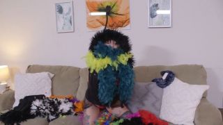 [892.87 MB] - Sutton Feather Boa Cam Girl - seductivestudios