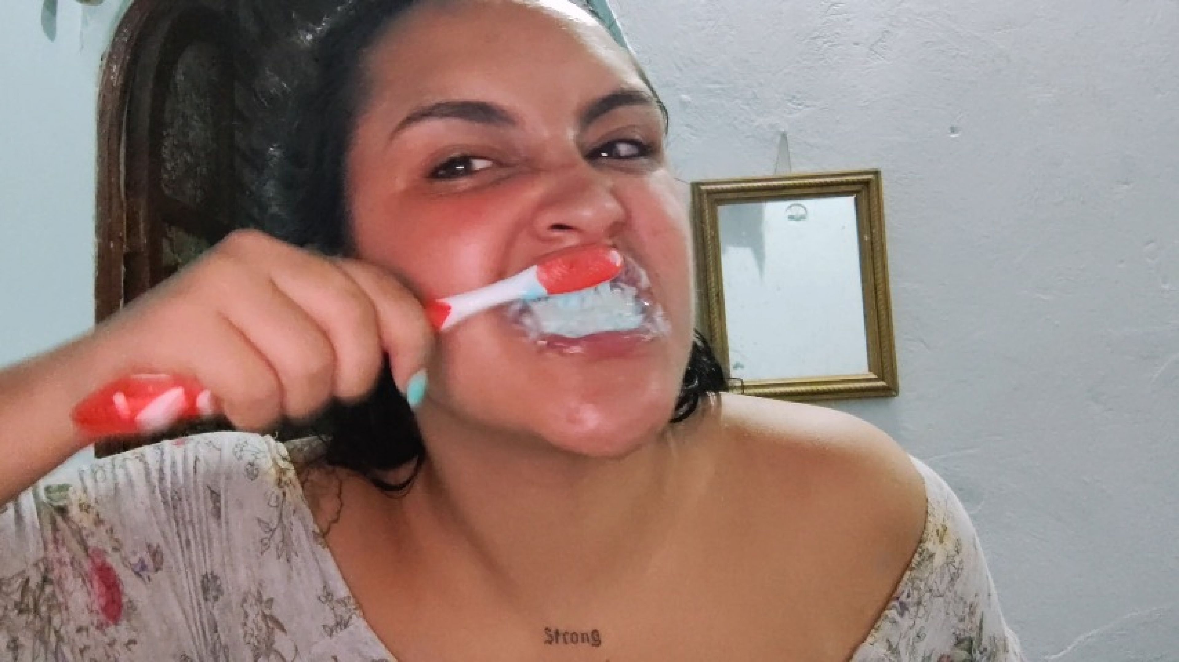 Butterfly Lu :Brush teeth