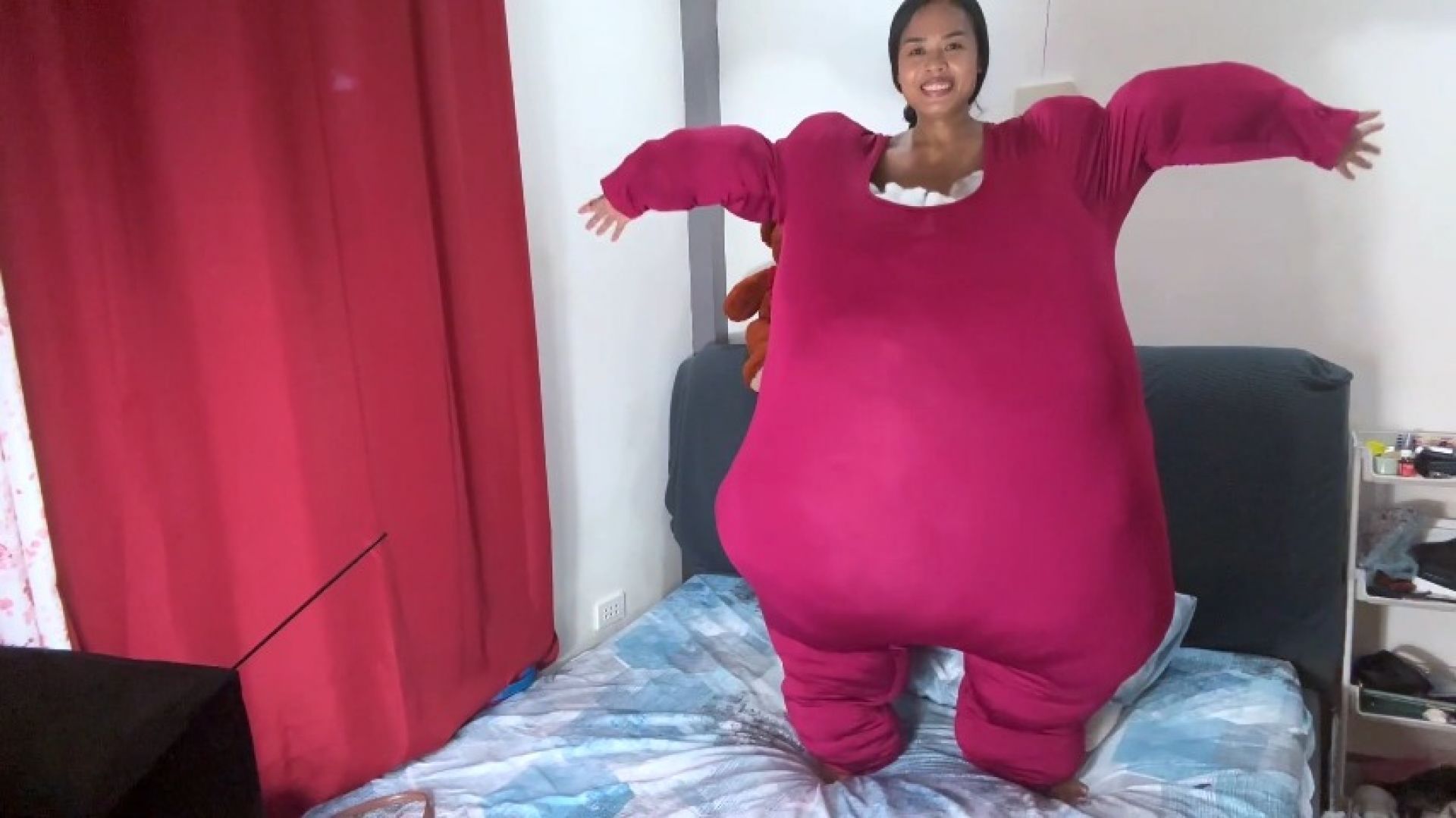 asianloonergirls:Camylle Stuffs Her 8XL Jumper With Lots And lots Of Cotton