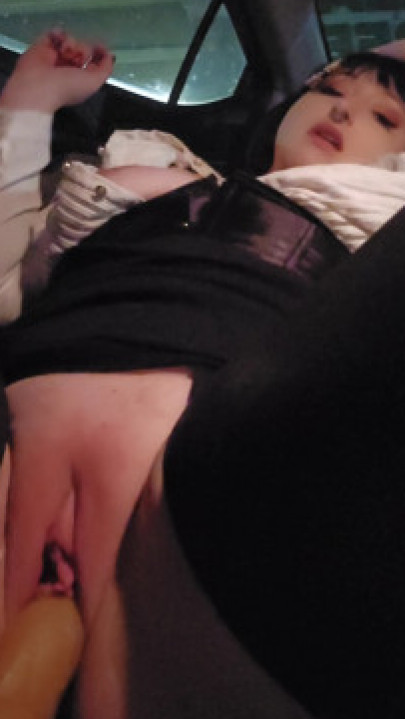 SexSalt:Kobeni Whores Herself Out