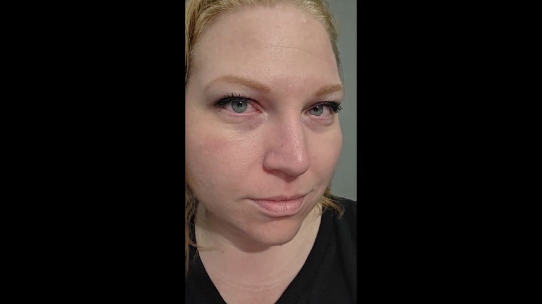 VelvetineSiren:Friends With Fetishes: Gym Stank Feet