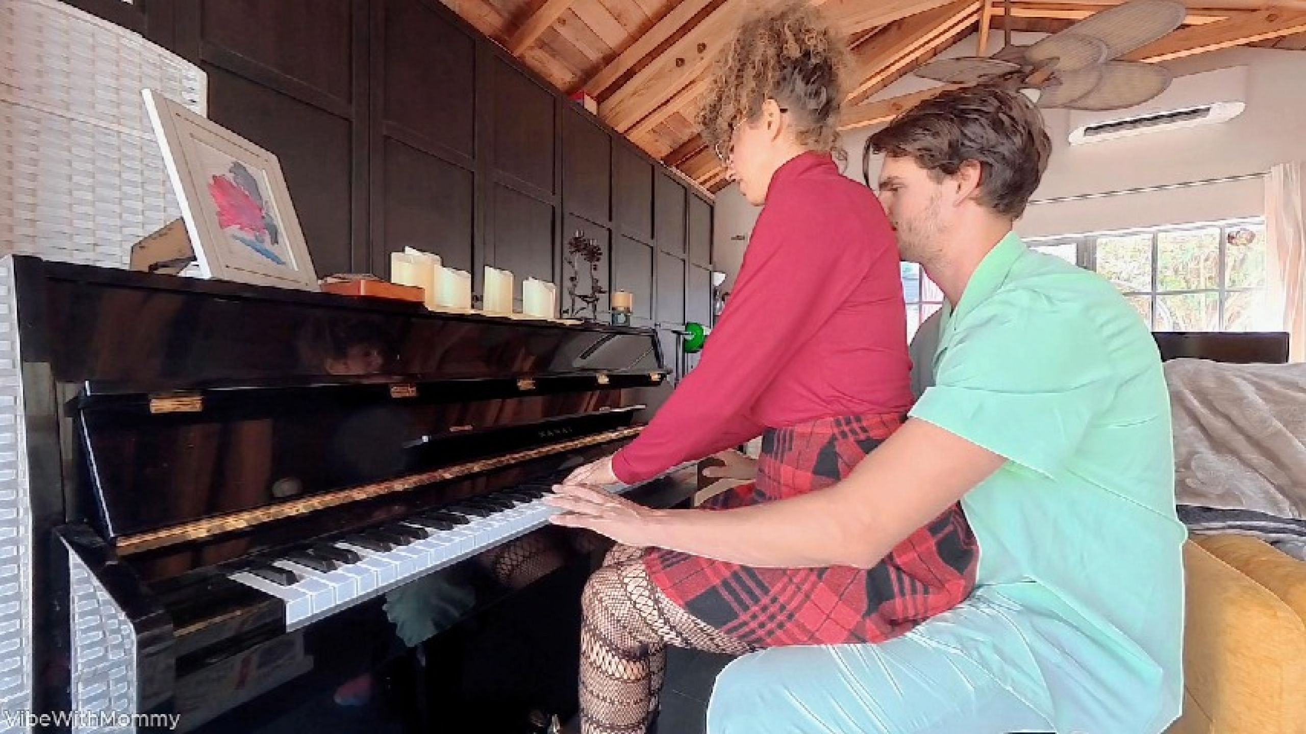 VibeWithMommy:I Fucked Cum Onto My Piano Teacher