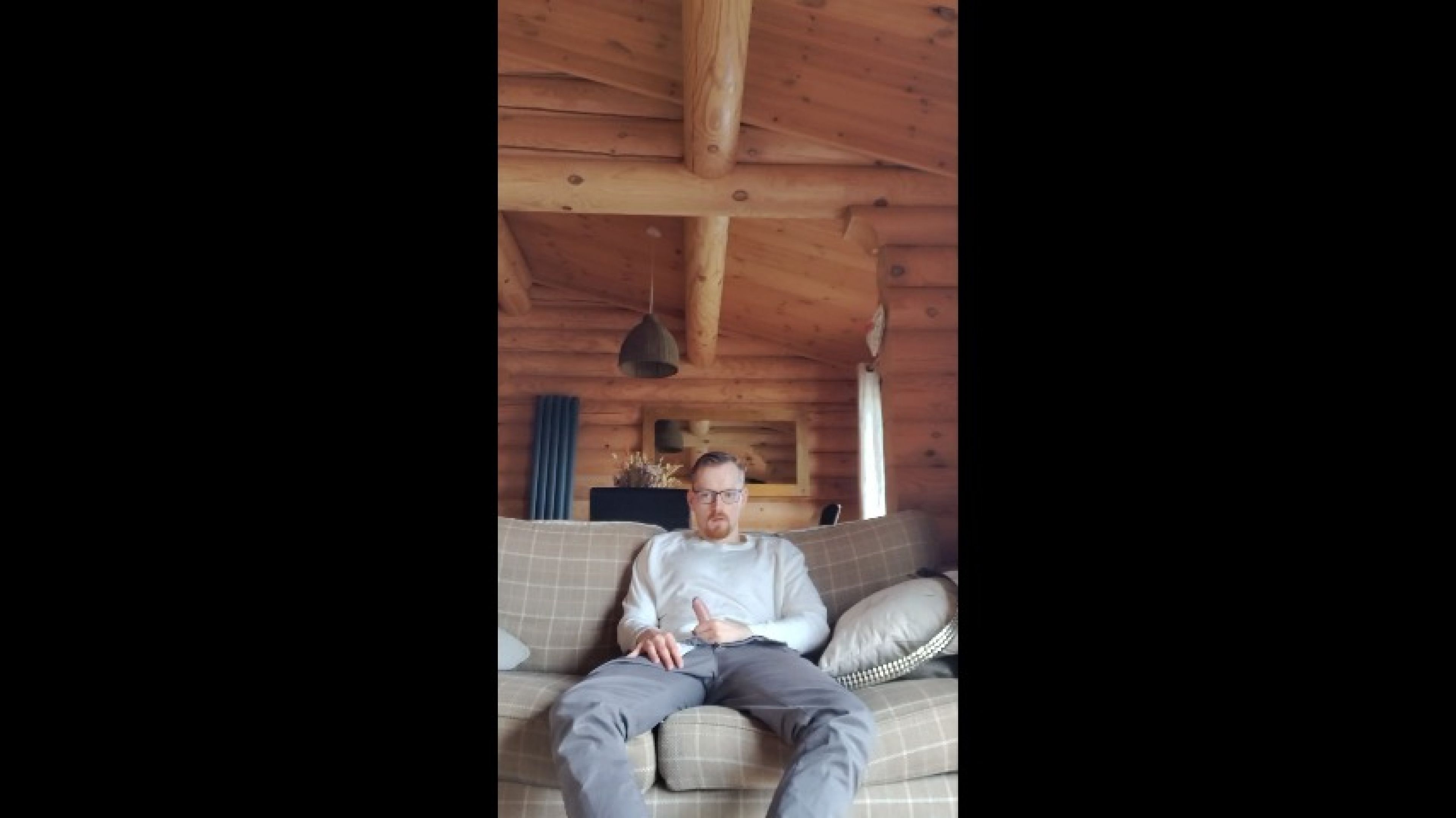 Mauve Eagle:Stripping And Slow Stroking FREE