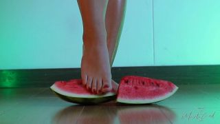 Gui and Friends - Lili loves watermelon - HD1080p - ManyVids
