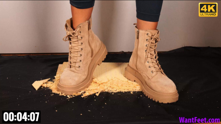 Boot Crush 4K wantfeet