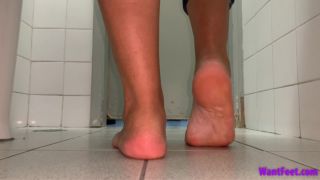 [444.68 MB] - Priscila Meaty Soles HD - wantfeet