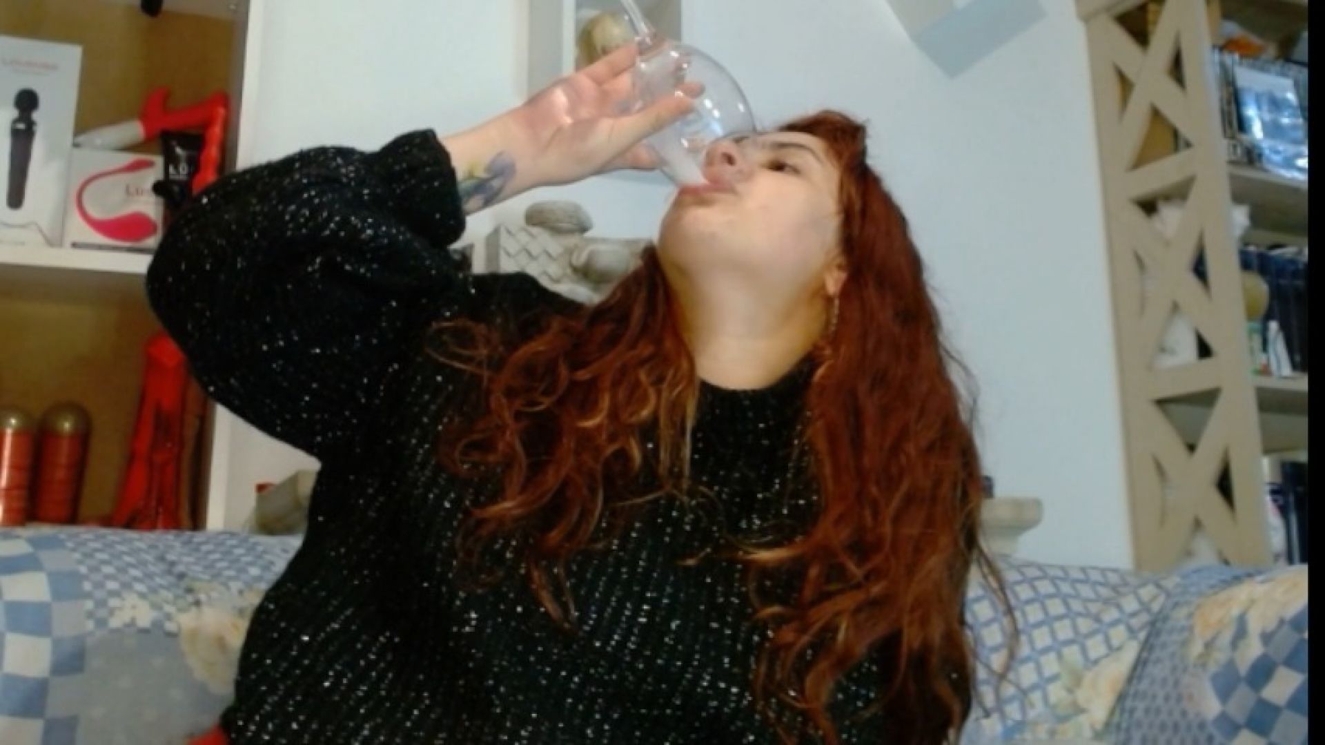 AmelieAndRoss:Latina teen receiving ass fuck with Creampie and Swallow cum