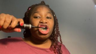 [130.39 MB] - giantess brushing teeth - MXDominCrushgoddess