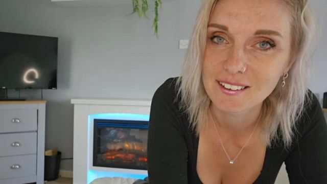 Lexi Snow:Taboo Gooning Encouragement